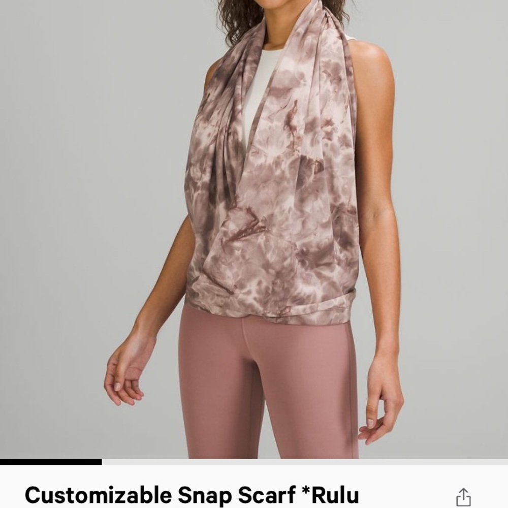 Customizable Snap Scarf Lululemon - Picture 4 of 4